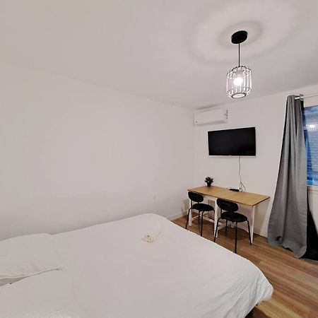 Verone, Charmant Studio Reims Exterior foto