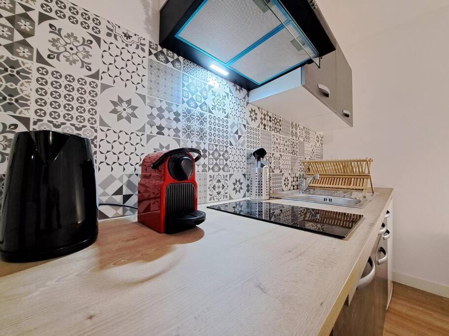 Verone, Charmant Studio Reims Exterior foto